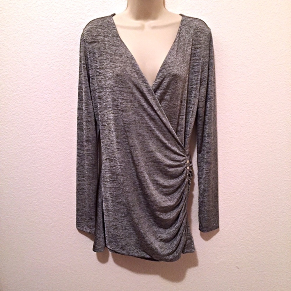 White House Black Market WHBM long sleeve shirt